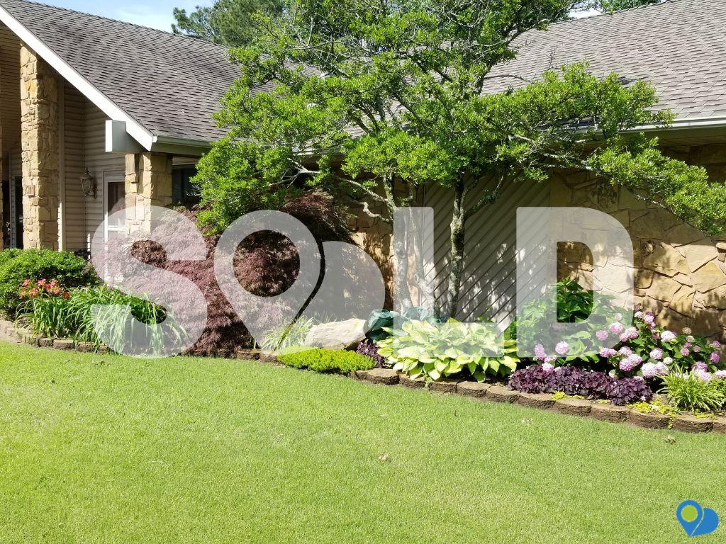 11 Chevy Chase, Shawnee, OK 74804 is sold and closed