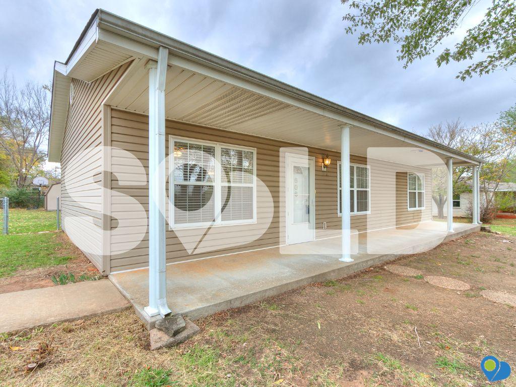 606 N Sharon St, Tecumseh, OK 74873 sold and closed in a cash transaction 4% above asking price.